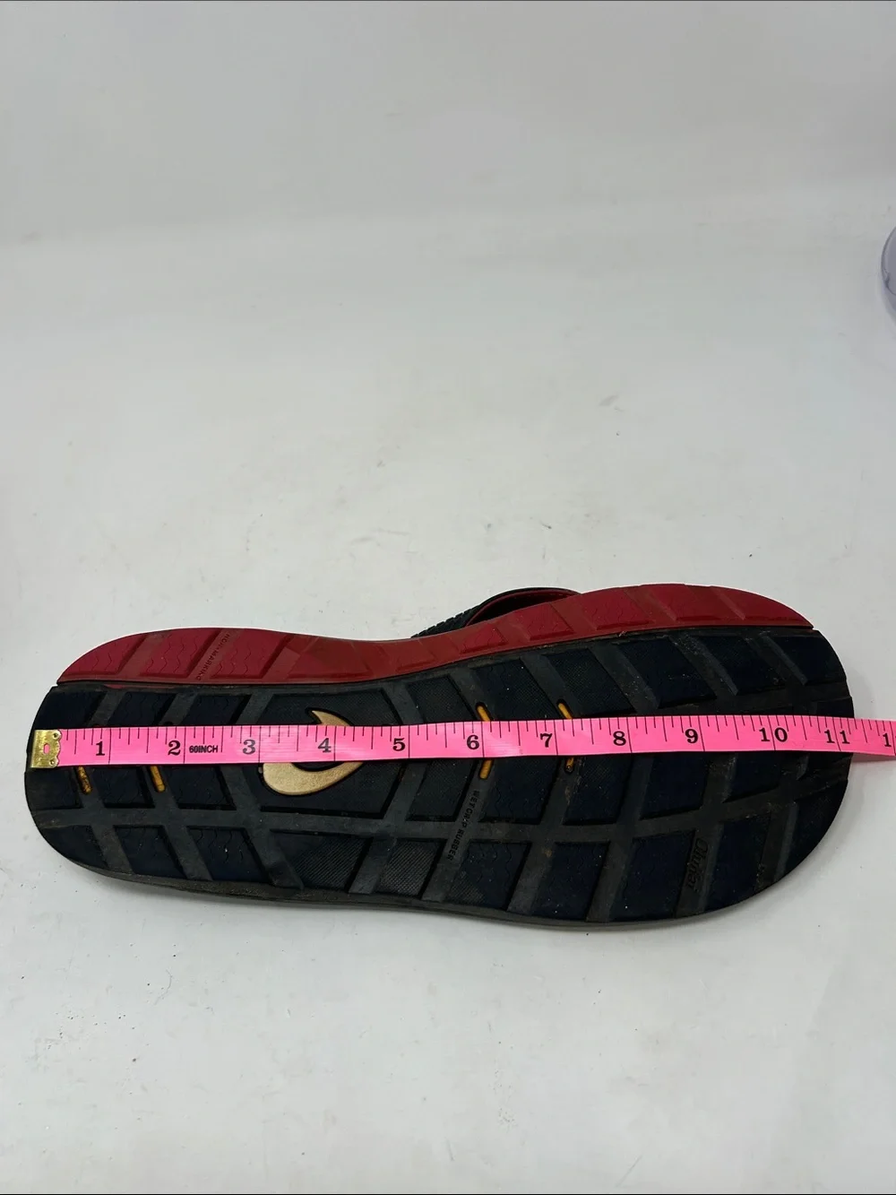 OluKai Men's Flip Flop Sandals Men’s Lifeguard Association Size 12/12.5